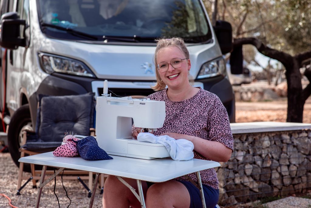 Nähen mit der Reisenähmaschine im Urlaub